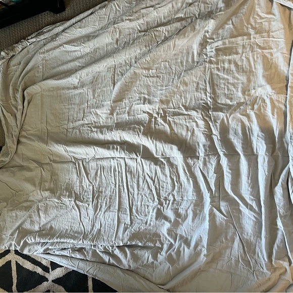 PotteryBarn || Queen Duvet Cover & 2 Standard Pillow Cases - Picture 4 of 6